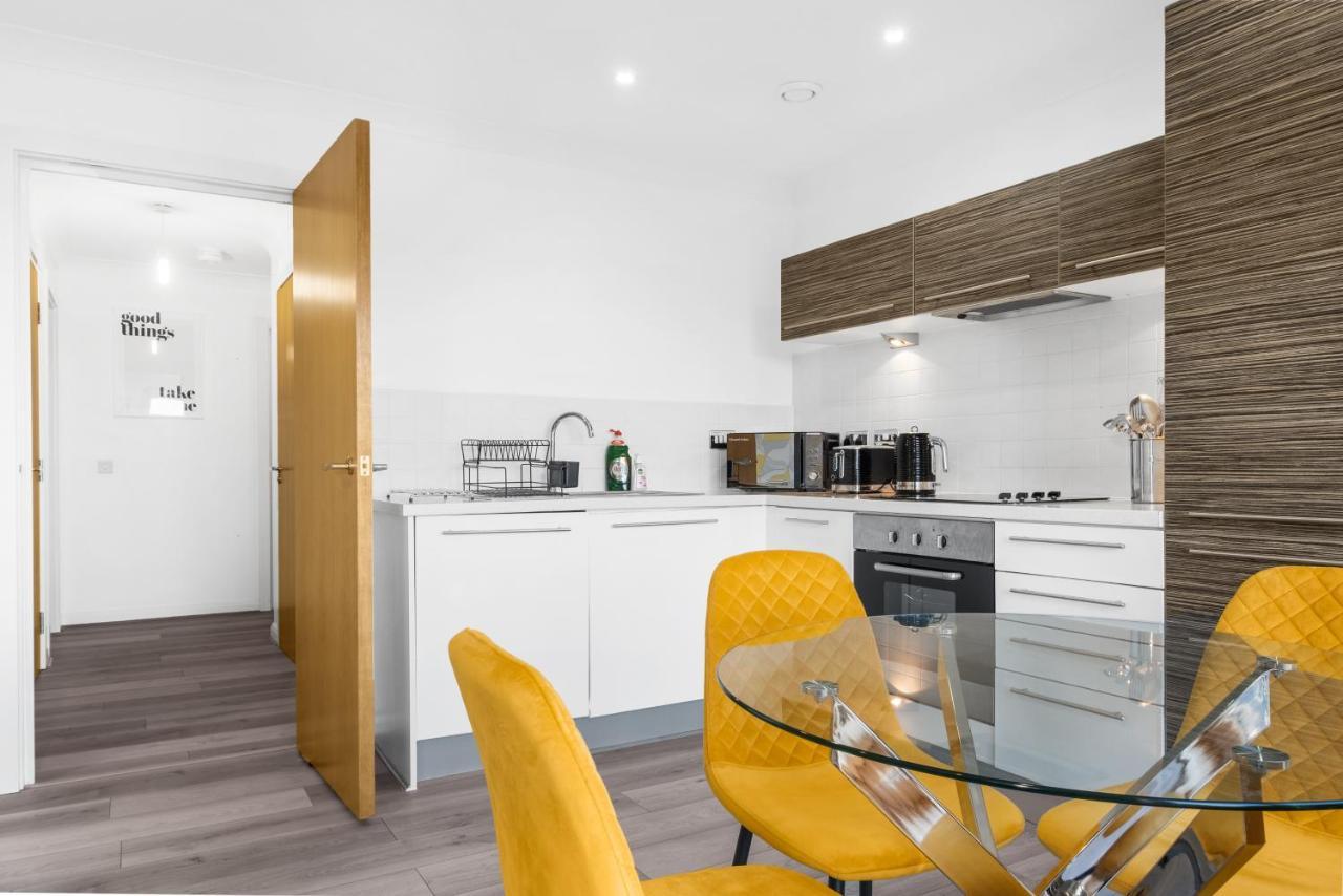 Ebra Stays - Luxury 2 Bedroom Apartment - Birmingham Buitenkant foto